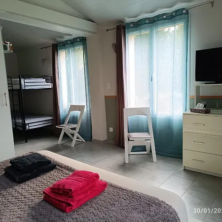 Bed & Breakfast L'esprit De Famille - Chez Cathy Et Flo