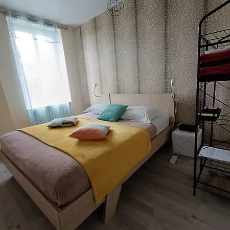 فندق مبيت وإفطار L'esprit De Famille - Chez Cathy Et Flo 3*