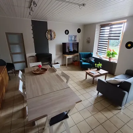 L'esprit De Famille - Chez Cathy Et Flo Bed & Breakfast *