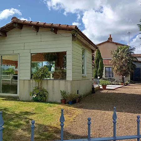 L'esprit De Famille - Chez Cathy Et Flo فندق مبيت وإفطار 3*